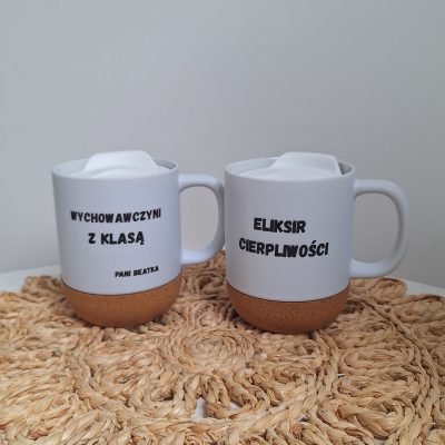 Kubek z korkowym spodem i wieczkiem – 330 ml