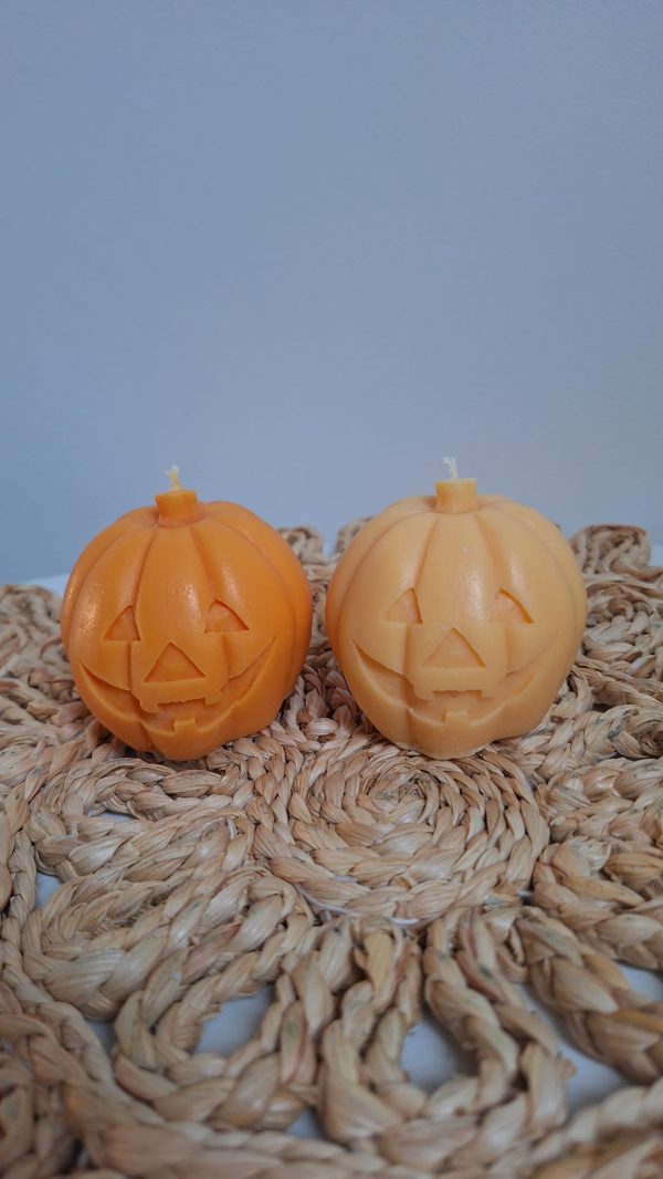 Świeca sojowa w kształcie dyni Halloween 🎃✨