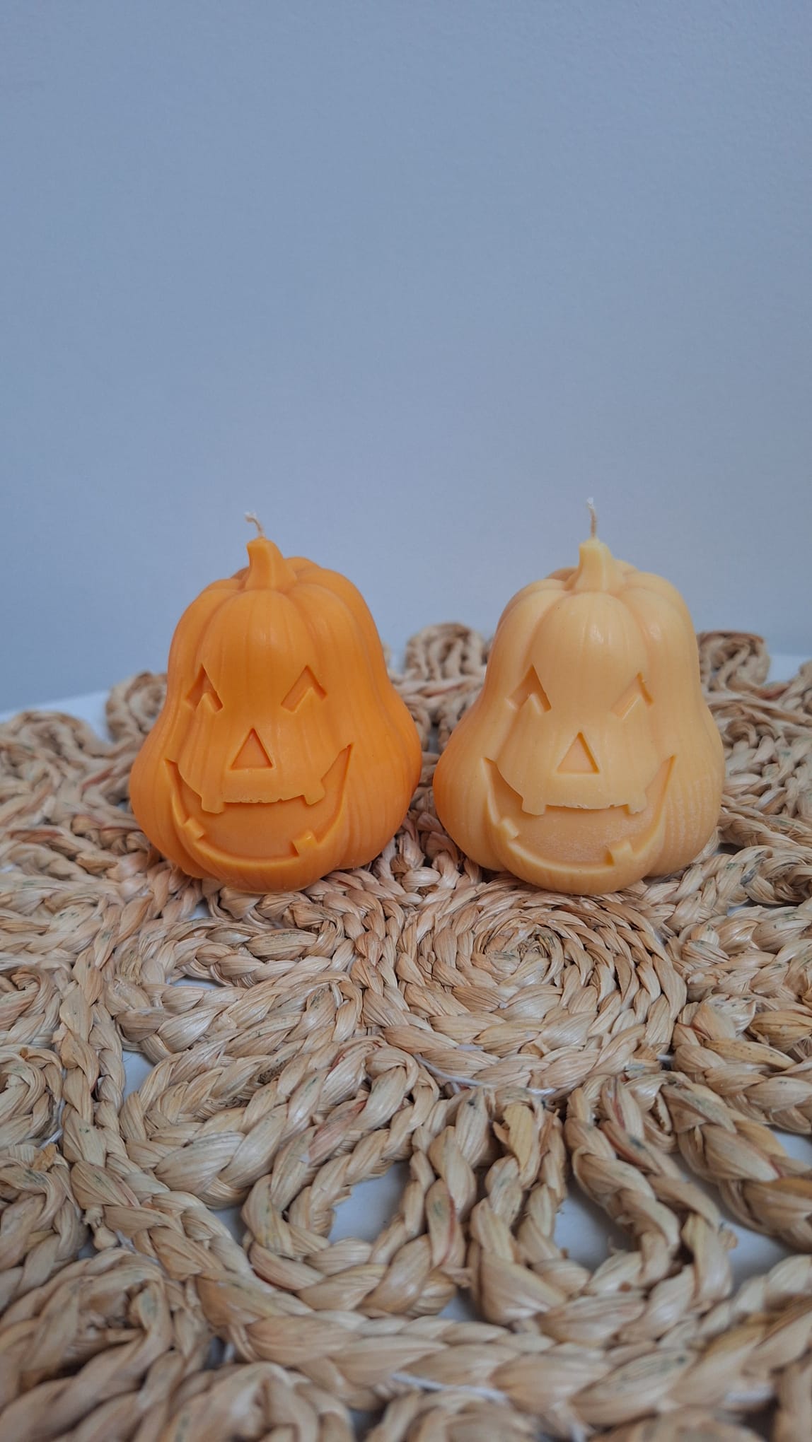Świeca sojowa w kształcie dyni Halloween 🎃✨
